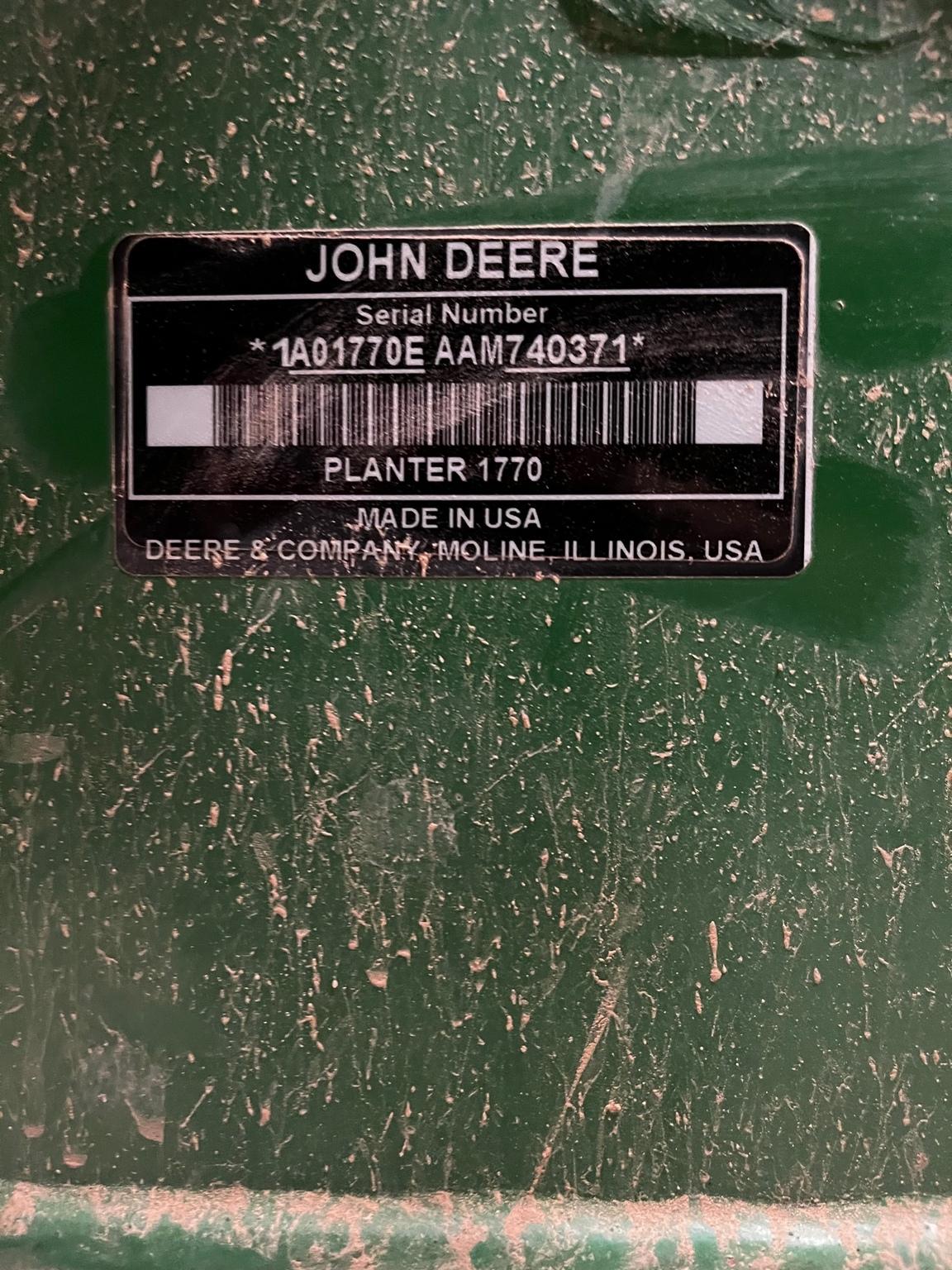 2011 John Deere 1770NT CCS